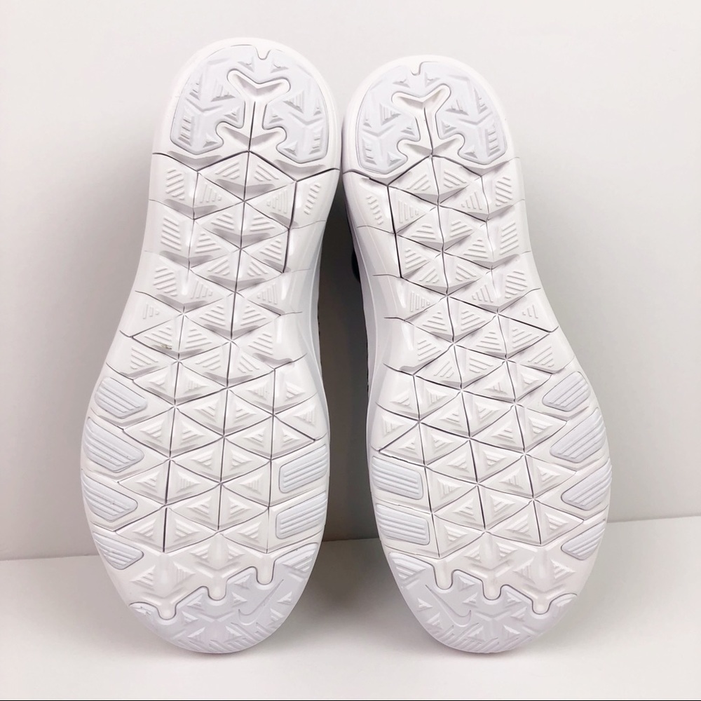 NEW Nike Women’s Free Training Flyknit 2 - Picture 8 of 8